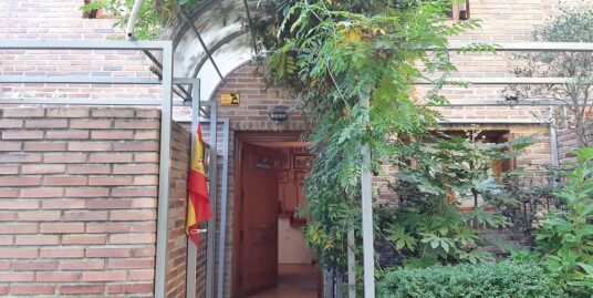 Casa / Chalet adosado en venta en avenida Constitución, 54, El Escorial